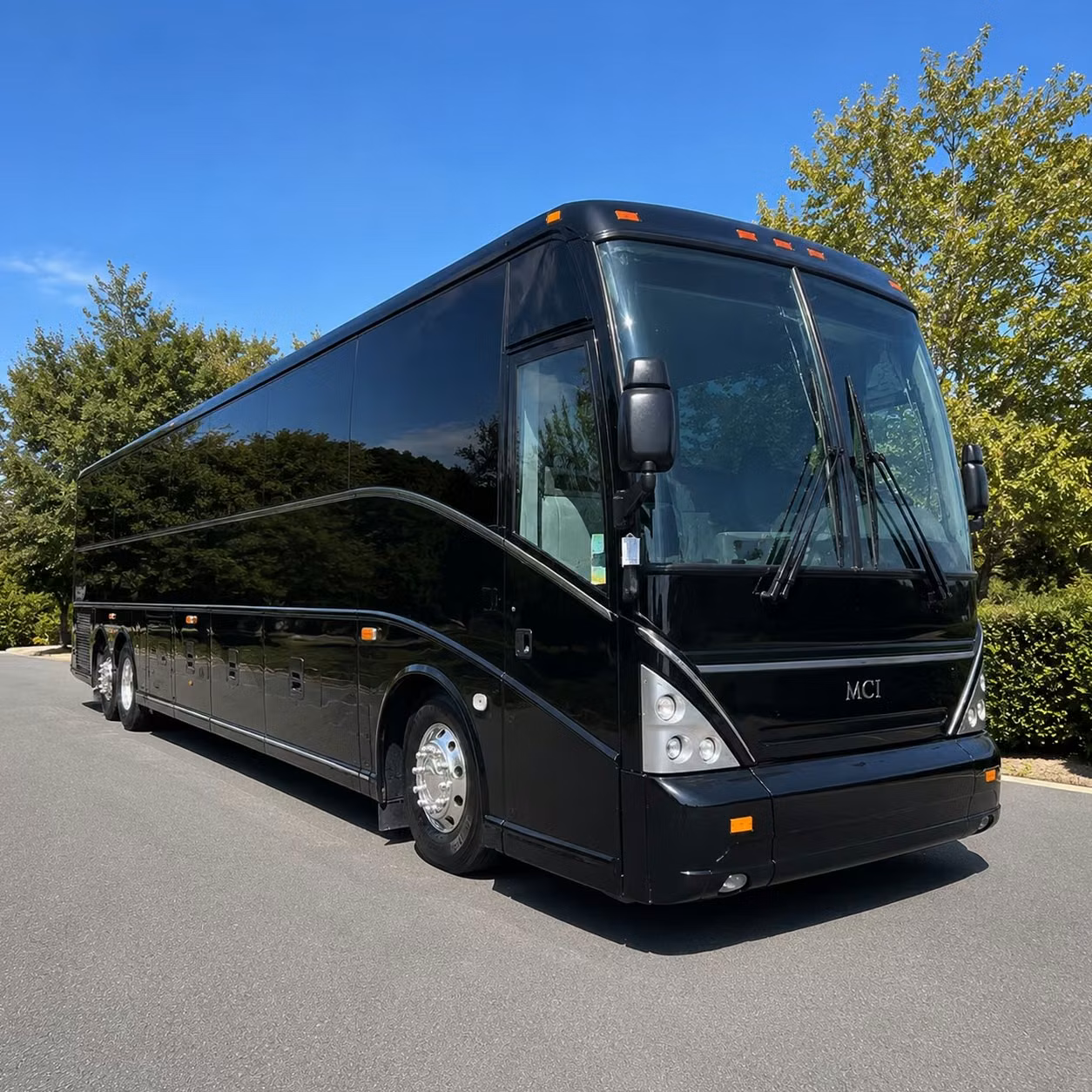 start your next livonia corporate event with seamless group transportation